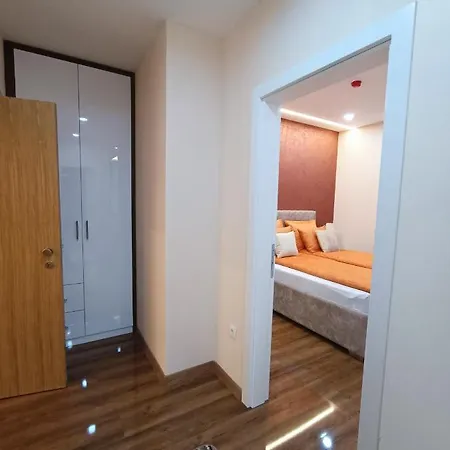 Karaula Apartment *